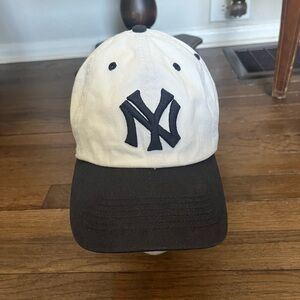 New York Yankees White & Navy 47 Brand Strap Back Hat
